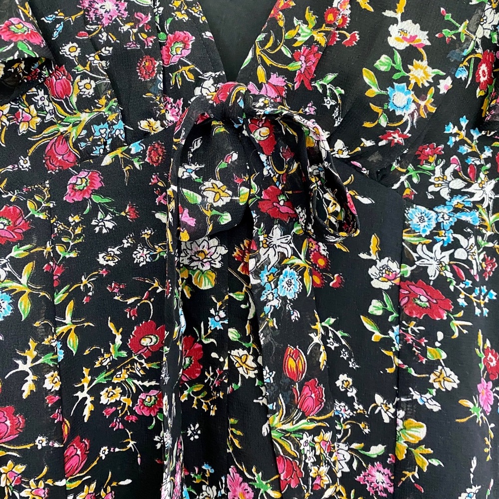 Dress - Picture 3 of 4